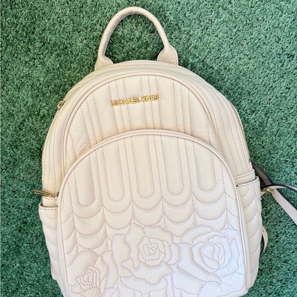 Michael Kors Blush Pink Backpack and Handbag Set - Picture 2 of 6